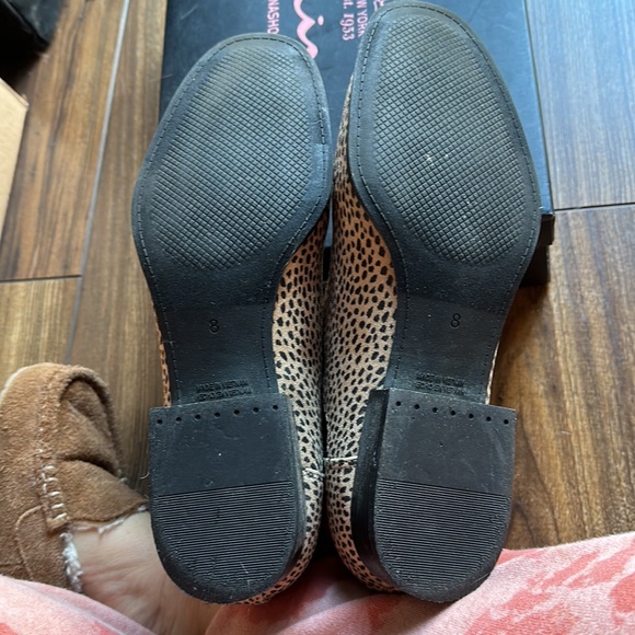 Boots‎ - Picture 3 of 3